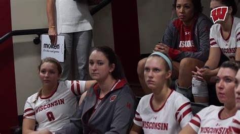 wisconsin volleyball team pictures in locker room